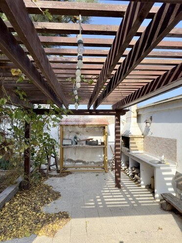 6 otaqlı həyət evi/bağ evi - Novxanı q. - 180 m² (13)