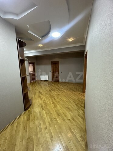 3 otaqlı yeni tikili - 8 Noyabr m. - 150 m² (3)