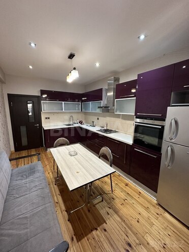 3 otaqlı yeni tikili - İnşaatçılar m. - 140 m² (1)