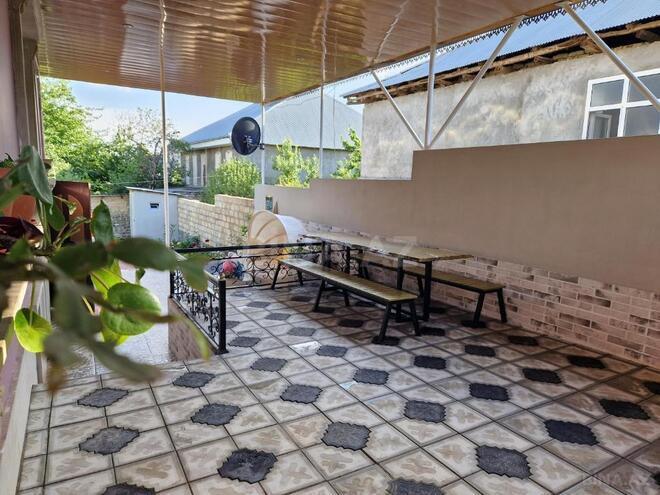 5 otaqlı həyət evi/bağ evi - Şəki - 200 m² (4)