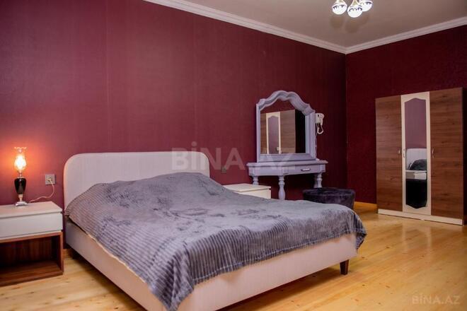 5 otaqlı həyət evi/bağ evi - Şəki - 200 m² (15)