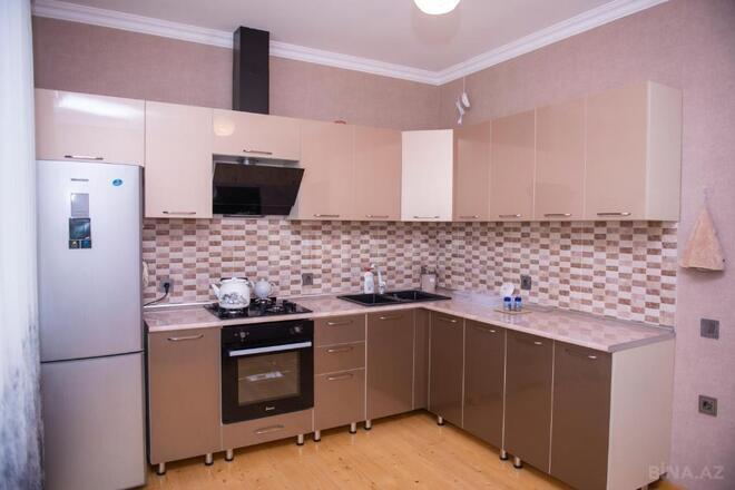 5 otaqlı həyət evi/bağ evi - Şəki - 200 m² (26)