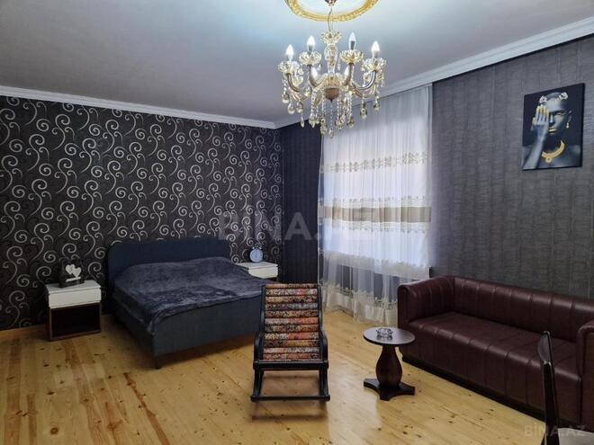 5 otaqlı həyət evi/bağ evi - Şəki - 200 m² (12)