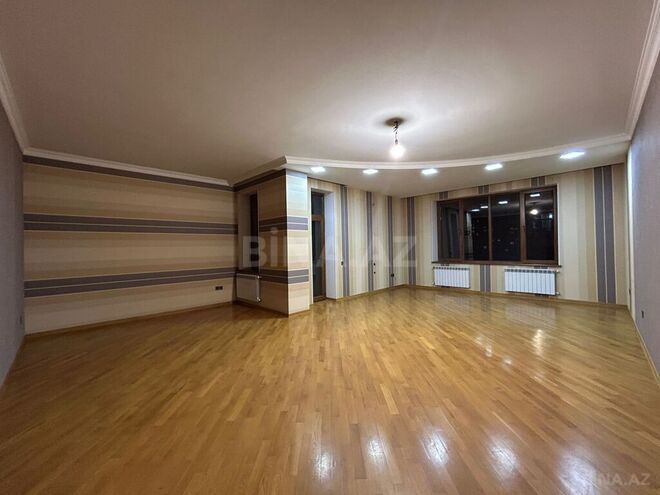 3-комн. новостройка - м. 28 мая - 155 м² (1)
