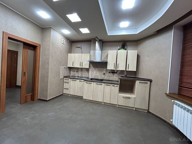 3-комн. новостройка - м. 28 мая - 155 м² (12)