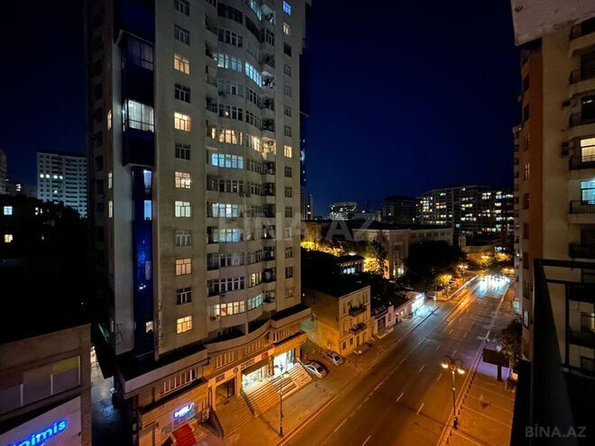 3-комн. новостройка - м. 28 мая - 155 м² (21)