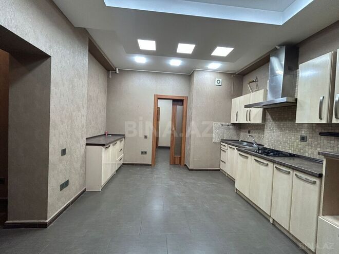 3-комн. новостройка - м. 28 мая - 155 м² (5)