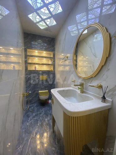 3-комн. новостройка - м. 8 ноября - 145 м² (23)