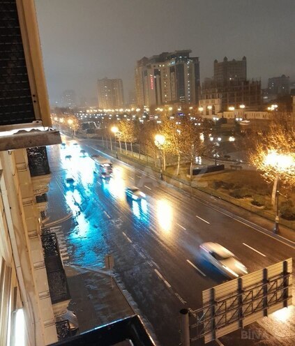 3-комн. вторичка - м. Низами - 70 м² (17)
