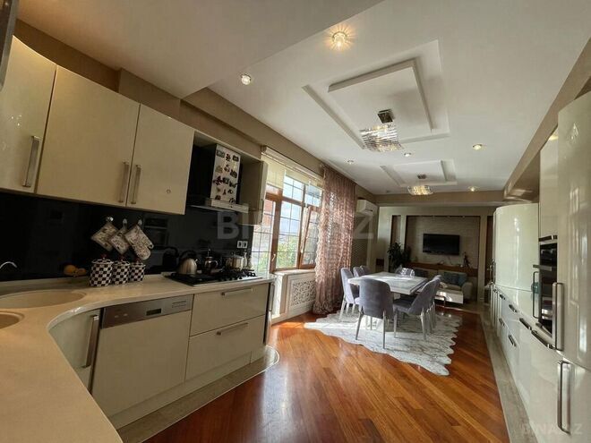 6-комн. новостройка - м. 28 мая - 360 м² (24)