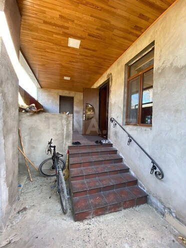4 otaqlı həyət evi/bağ evi - Qusar - 244 m² (1)