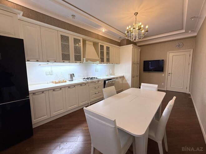 4 otaqlı yeni tikili - Şah İsmayıl Xətai m. - 172 m² (12)