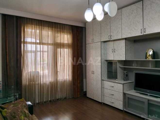4 otaqlı köhnə tikili - Şah İsmayıl Xətai m. - 100 m² (16)