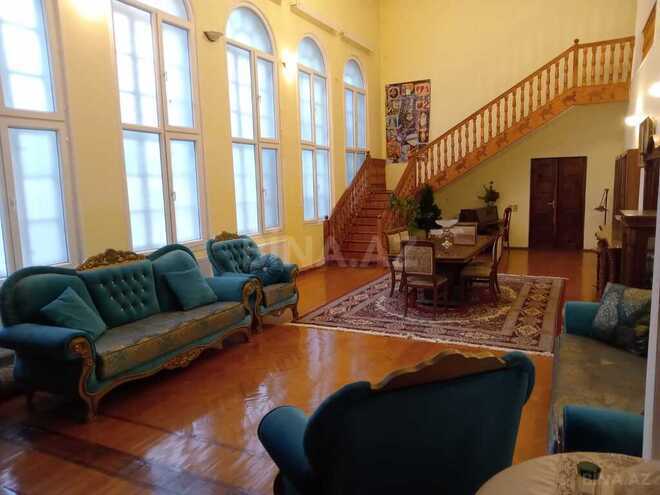 7 otaqlı həyət evi/bağ evi - Xəzər r. - 375.1 m² (1)