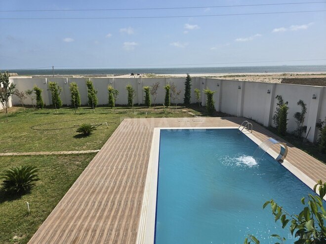 4 otaqlı həyət evi/bağ evi - Türkan q. - 195 m² (16)