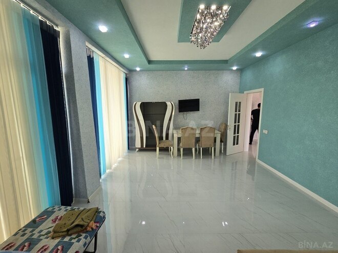 4 otaqlı həyət evi/bağ evi - Türkan q. - 195 m² (25)