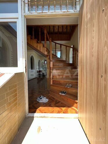 9 otaqlı həyət evi/bağ evi - Novxanı q. - 400 m² (8)