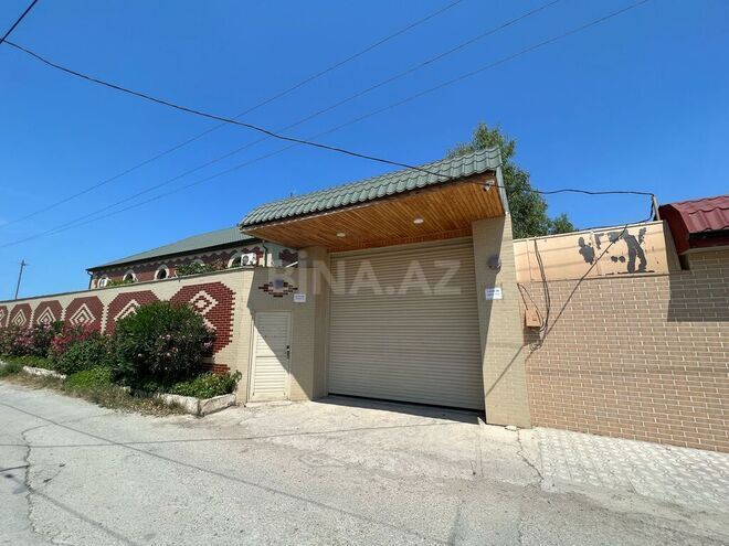 9 otaqlı həyət evi/bağ evi - Novxanı q. - 400 m² (1)