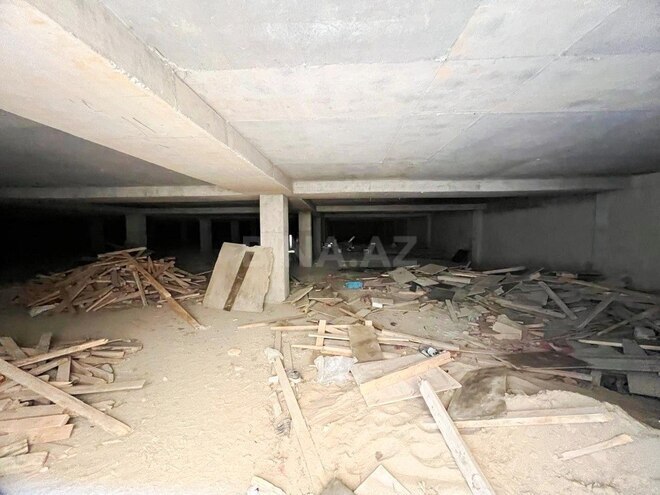 Obyekt - Saray q. - 2700 m² (18)