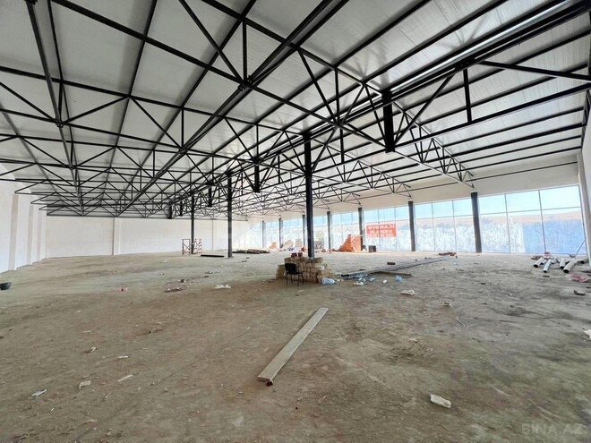 Obyekt - Saray q. - 2700 m² (2)