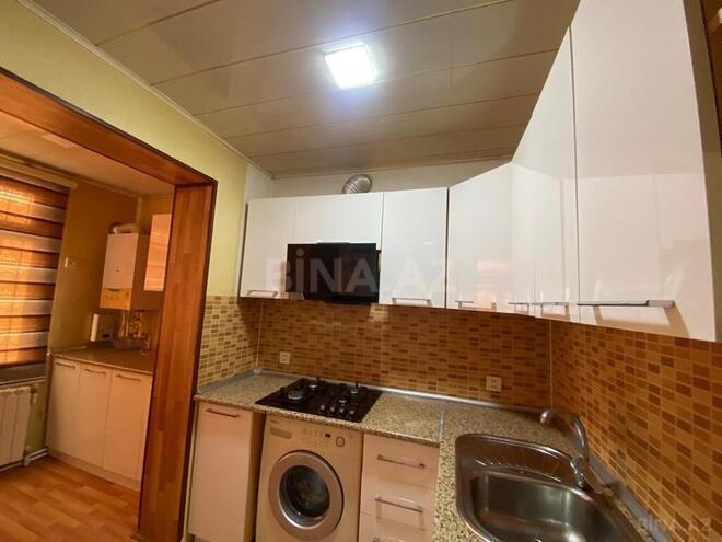 3 otaqlı köhnə tikili - Yeni Günəşli q. - 105 m² (3)