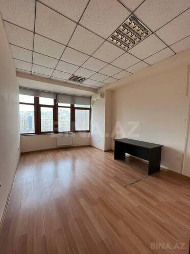 6 otaqlı ofis - Sahil m. - 250 m² (14)