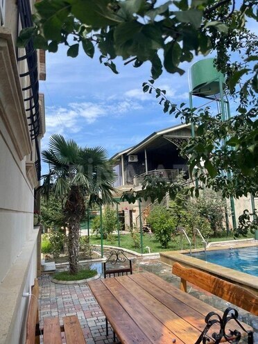 5 otaqlı həyət evi/bağ evi - Xaçmaz - 210 m² (1)