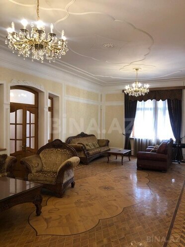 6 otaqlı həyət evi/bağ evi - Elmlər Akademiyası m. - 402.8 m² (1)