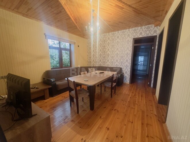 6 otaqlı həyət evi/bağ evi - Qəbələ - 280 m² (2)