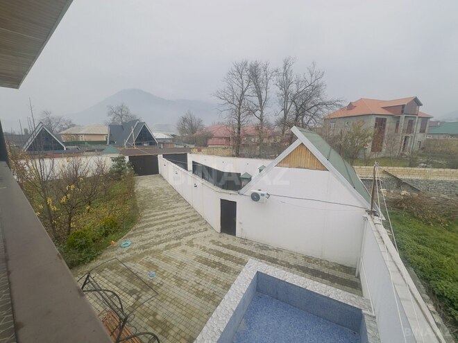 6 otaqlı həyət evi/bağ evi - Qəbələ - 280 m² (10)