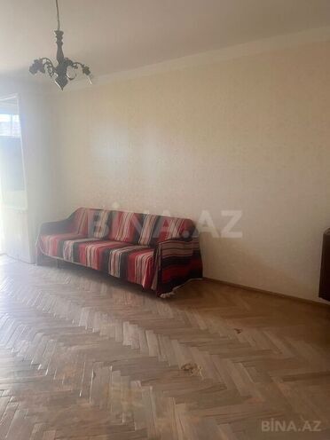 3 otaqlı köhnə tikili - İnşaatçılar m. - 63 m² (2)