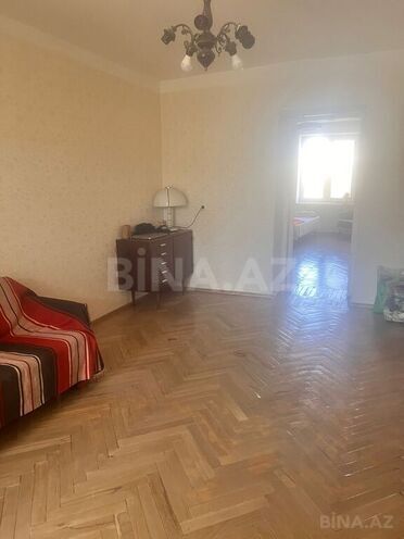 3 otaqlı köhnə tikili - İnşaatçılar m. - 63 m² (3)