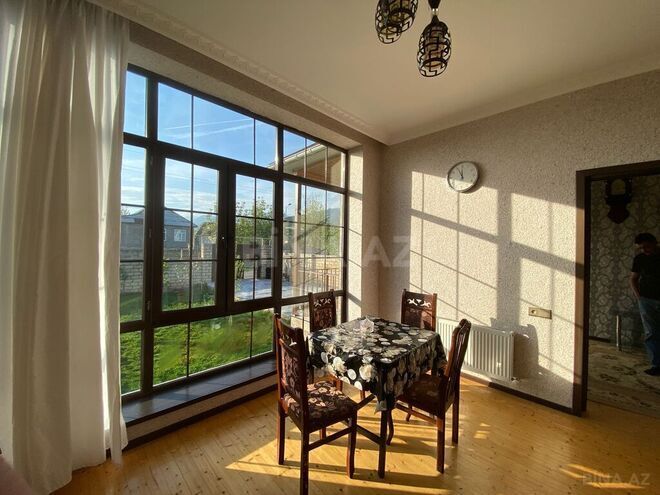 5 otaqlı həyət evi/bağ evi - Qəbələ - 140 m² (12)