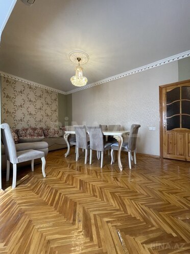 3 otaqlı köhnə tikili - 9-cu mikrorayon q. - 85 m² (12)