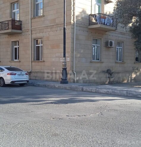 3 otaqlı köhnə tikili - Lökbatan q. - 65 m² (8)