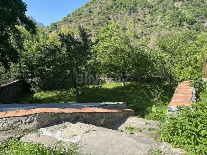 3 otaqlı həyət evi/bağ evi - Qax - 100 m² (18)