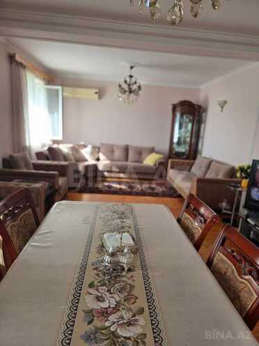5 otaqlı köhnə tikili - 8-ci mikrorayon q. - 120 m² (2)