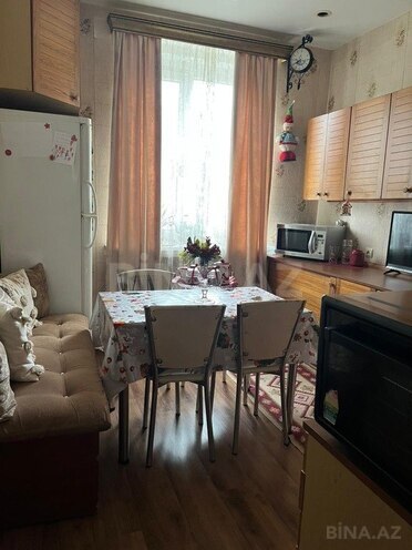 4 otaqlı köhnə tikili - 28 May m. - 100 m² (1)