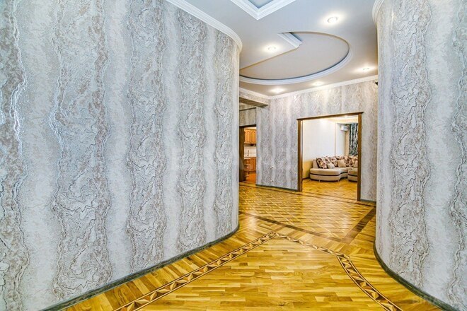 İcarəyə verilir 3 otaqlı yeni tikili 175 m², 28 May m., photo 16 from 32