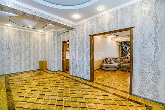 İcarəyə verilir 3 otaqlı yeni tikili 175 m², 28 May m., photo 17 from 32