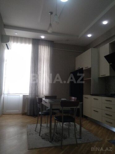 3 otaqlı yeni tikili - Elmlər Akademiyası m. - 150 m² (21)