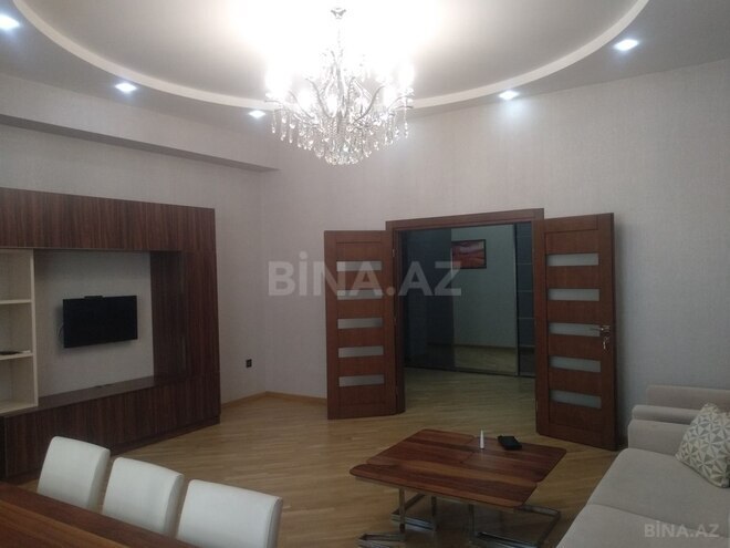 3 otaqlı yeni tikili - Elmlər Akademiyası m. - 150 m² (18)