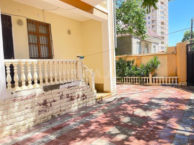 5 otaqlı həyət evi/bağ evi - Qaraçuxur q. - 170 m² (7)