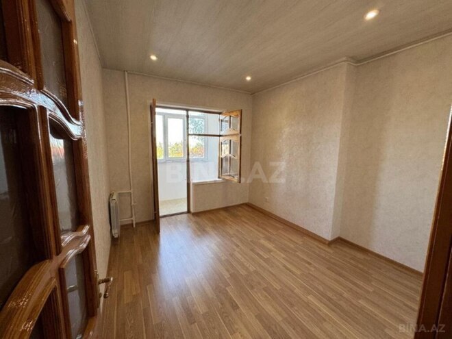 3-комн. новостройка - м. 8 ноября - 65 м² (3)