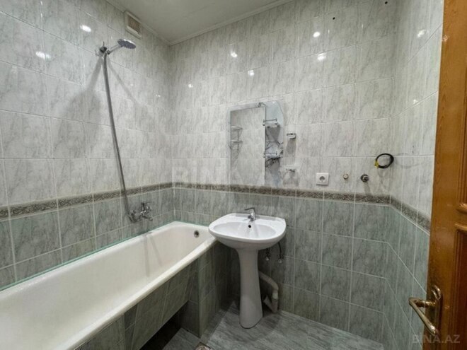 3-комн. новостройка - м. 8 ноября - 65 м² (12)