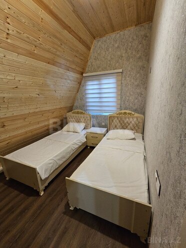 4 otaqlı həyət evi/bağ evi - Qəbələ - 200 m² (11)