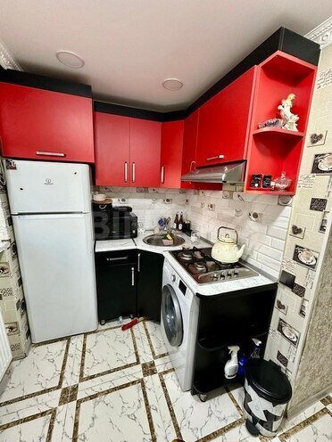 3 otaqlı köhnə tikili - Qara Qarayev m. - 68 m² (1)
