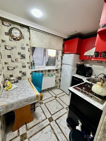 3 otaqlı köhnə tikili - Qara Qarayev m. - 68 m² (3)