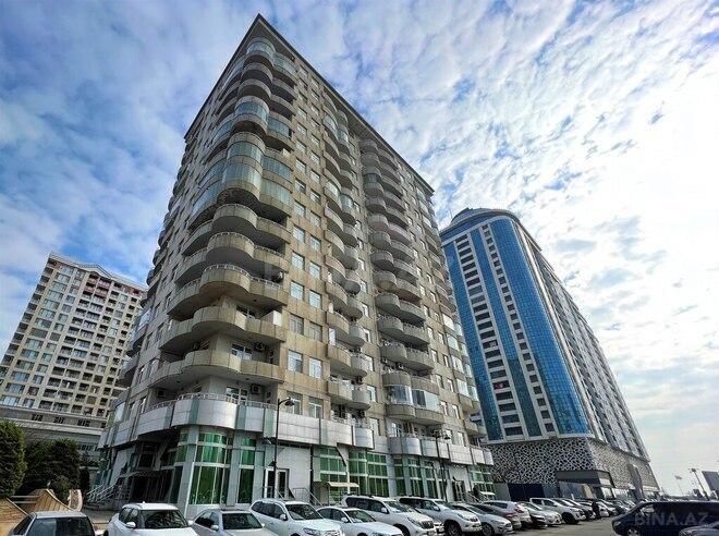 3-комн. новостройка - м. Шах Исмаил Хатаи - 137 м² (1)