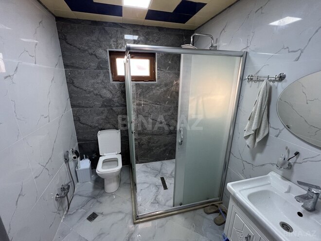 8 otaqlı həyət evi/bağ evi - Şağan q. - 300 m² (18)